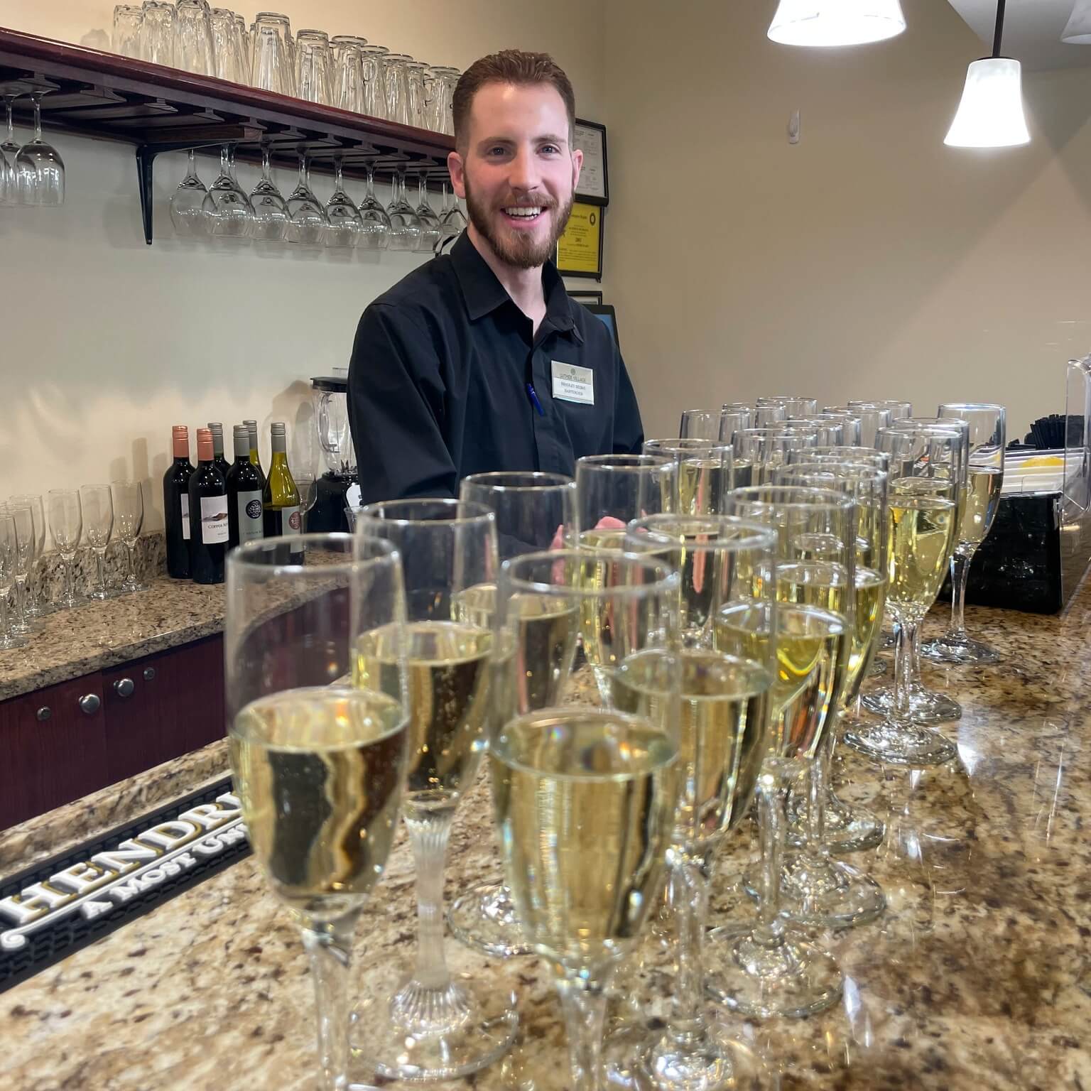 317660519_513624290788879_7948052014270958579_n champagne flutes