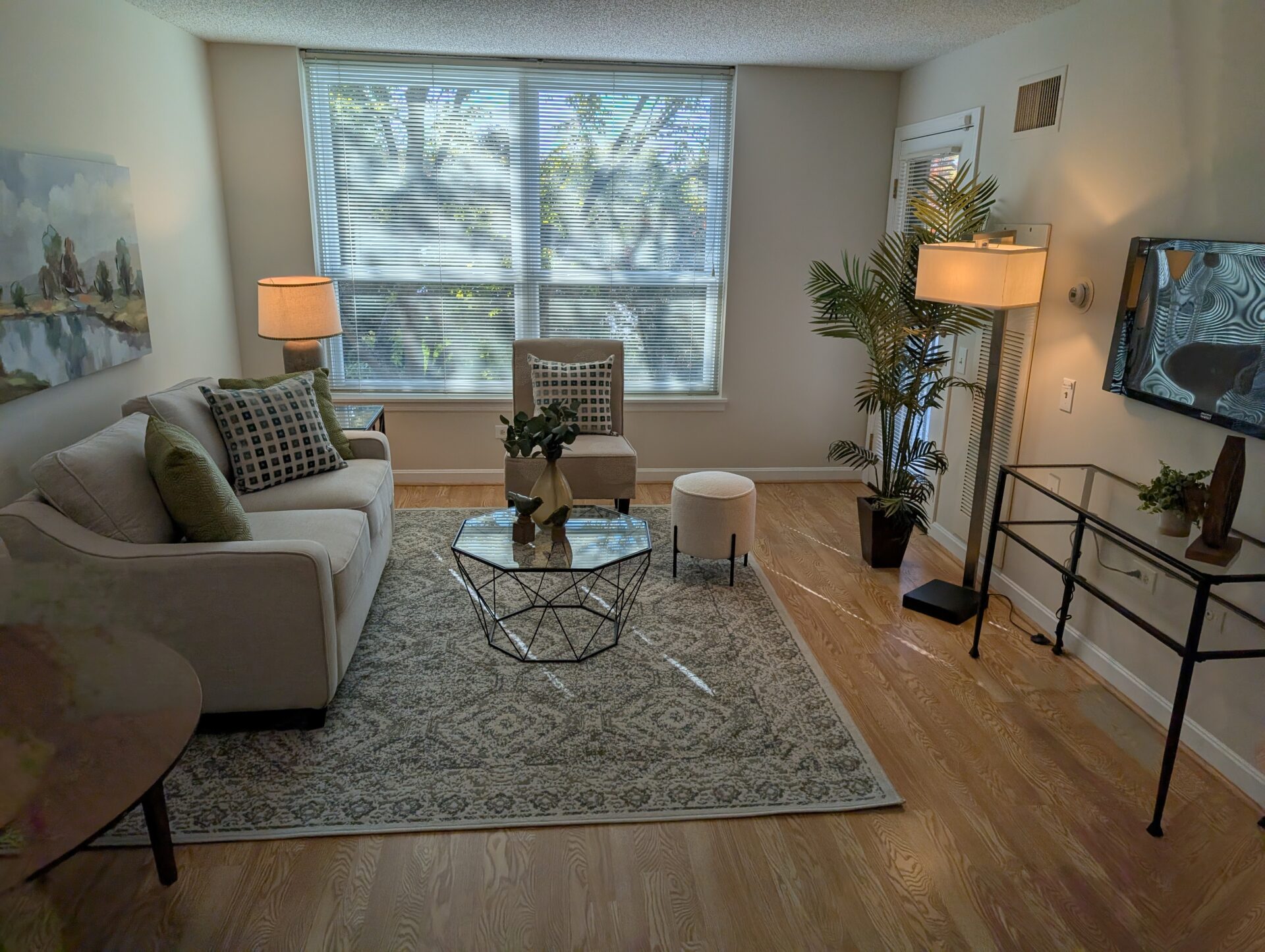 No Alt Tag Available