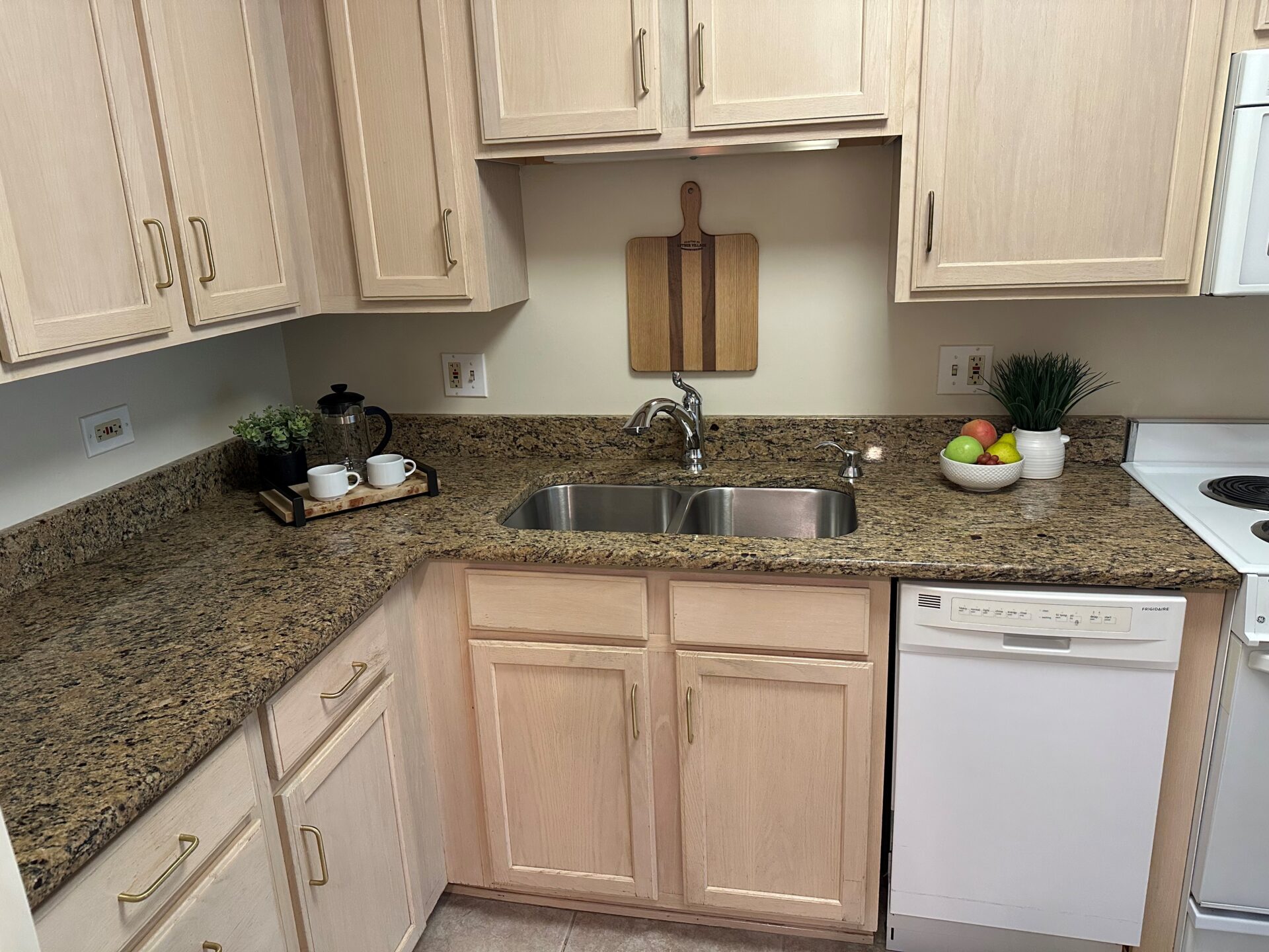 No Alt Tag Available