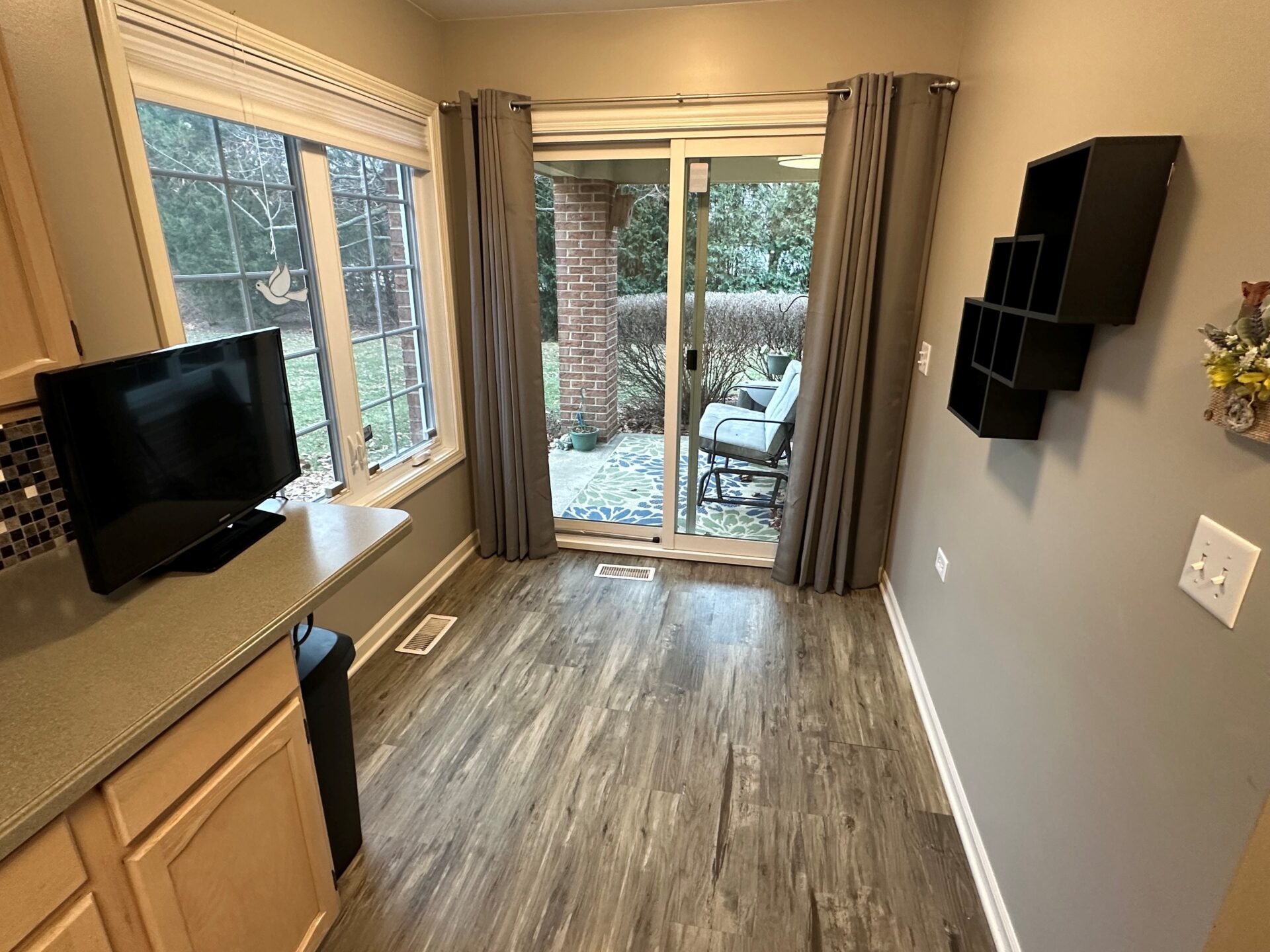 No Alt Tag Available