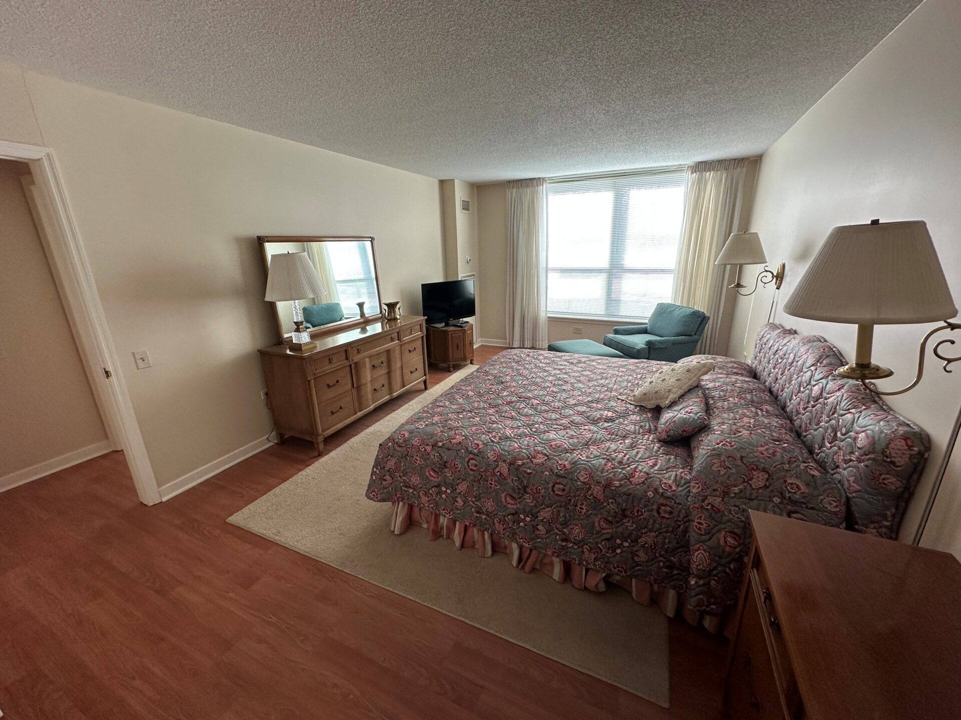 No Alt Tag Available