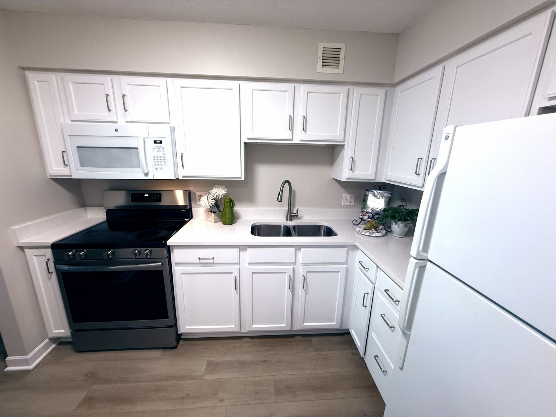 No Alt Tag Available