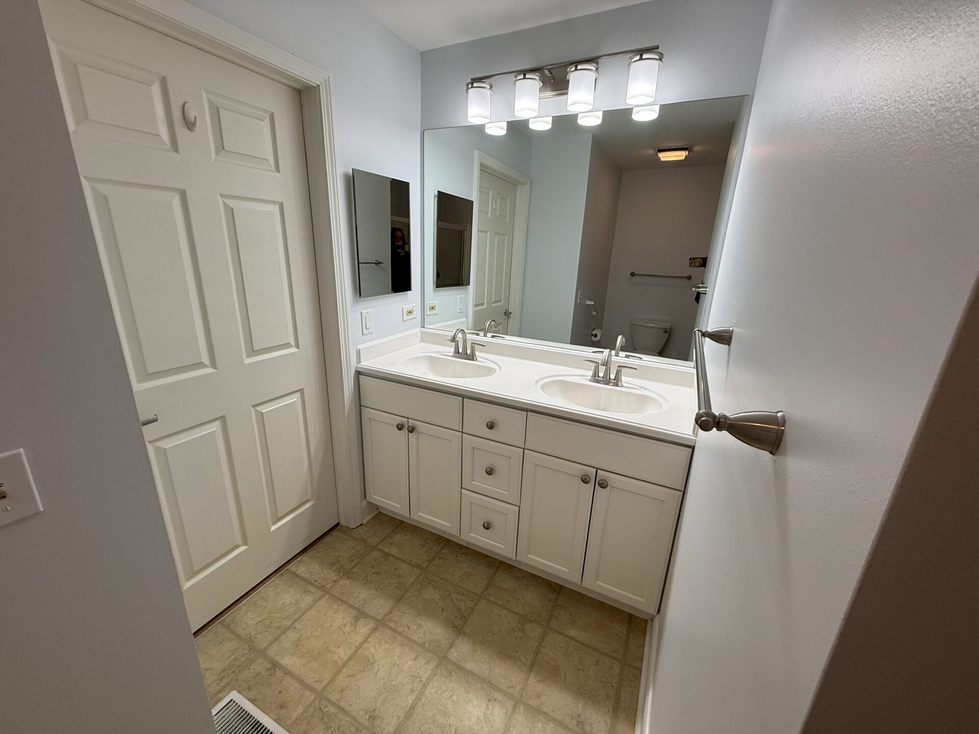 No Alt Tag Available