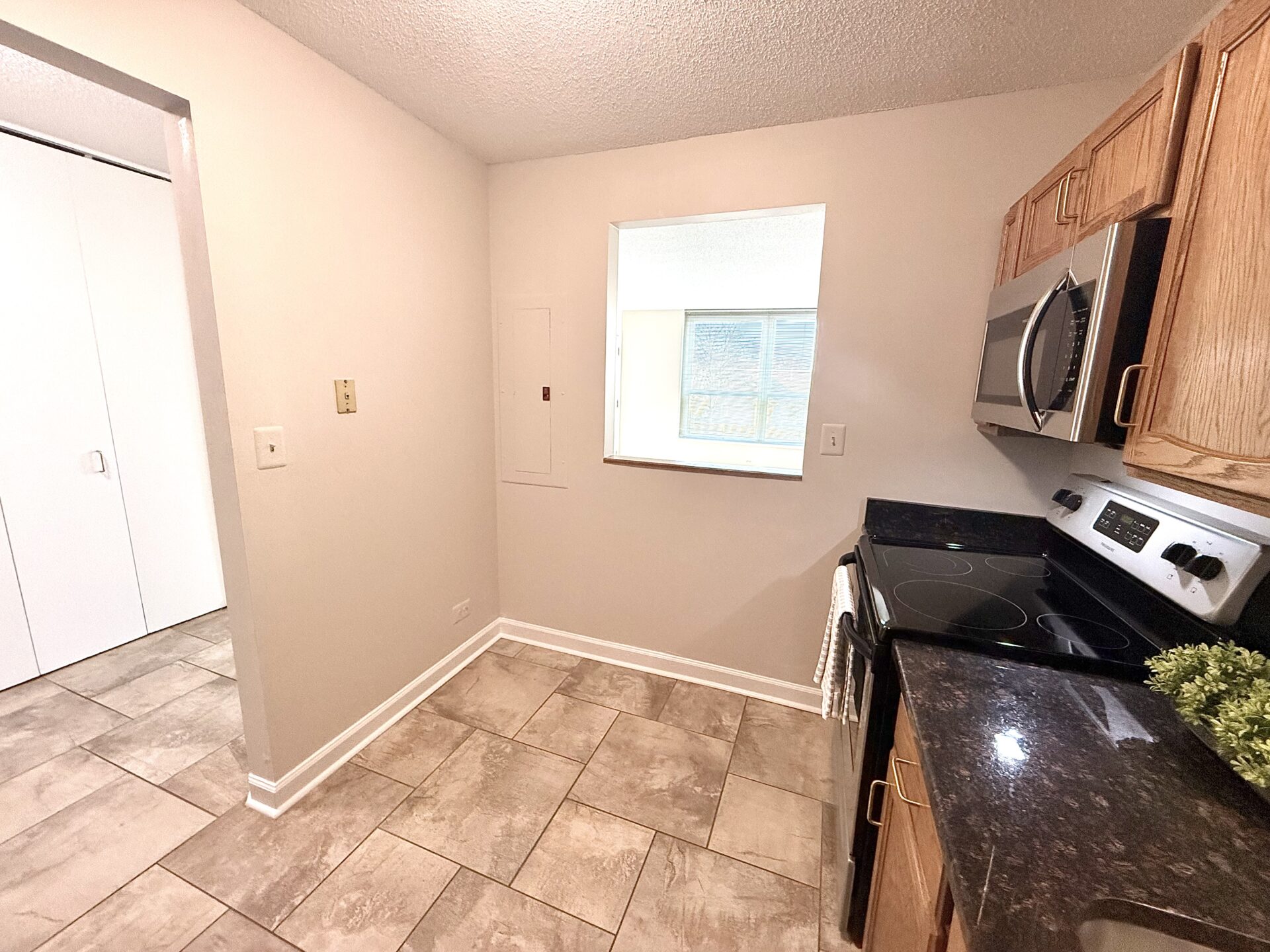 No Alt Tag Available