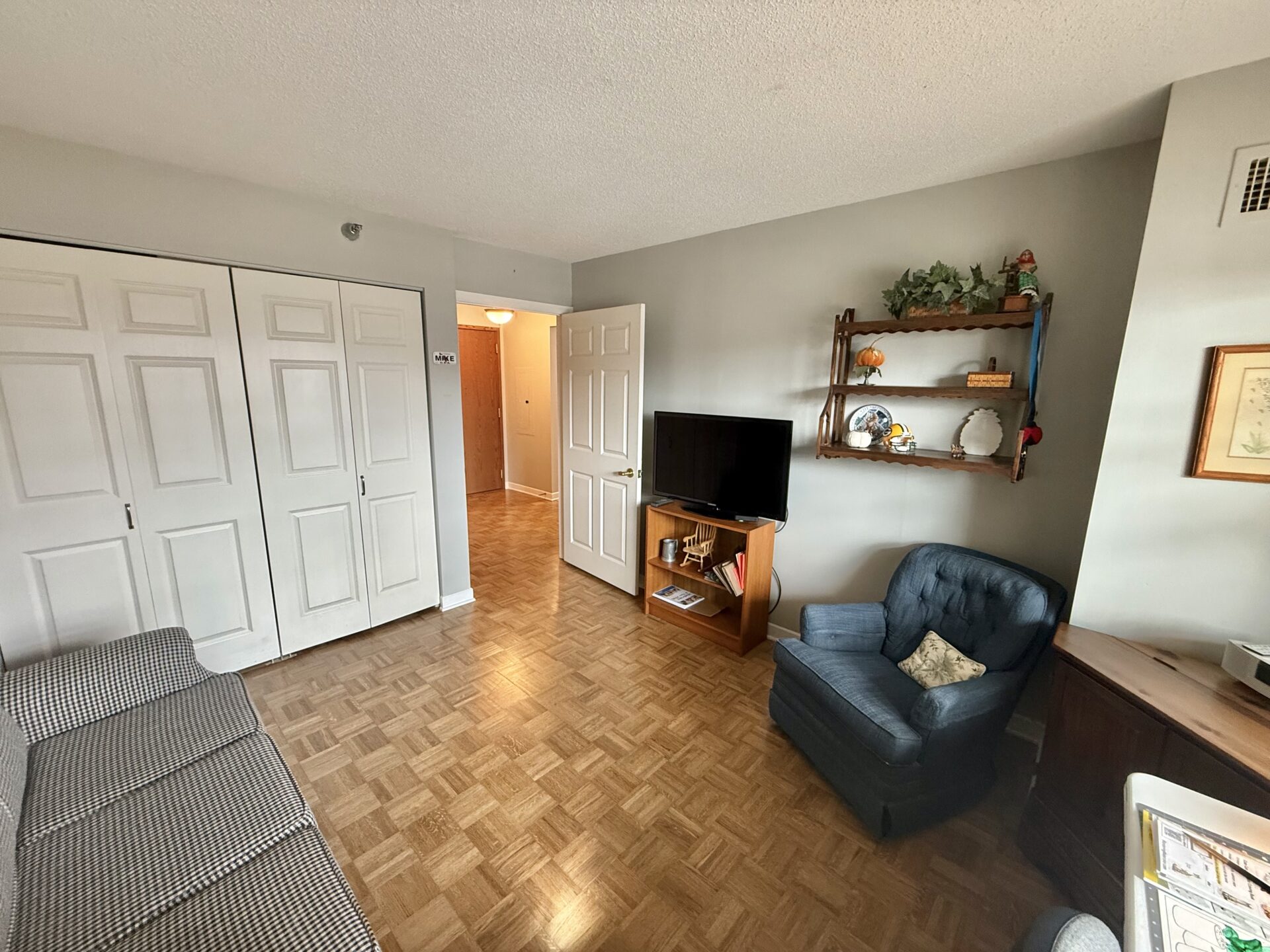 No Alt Tag Available