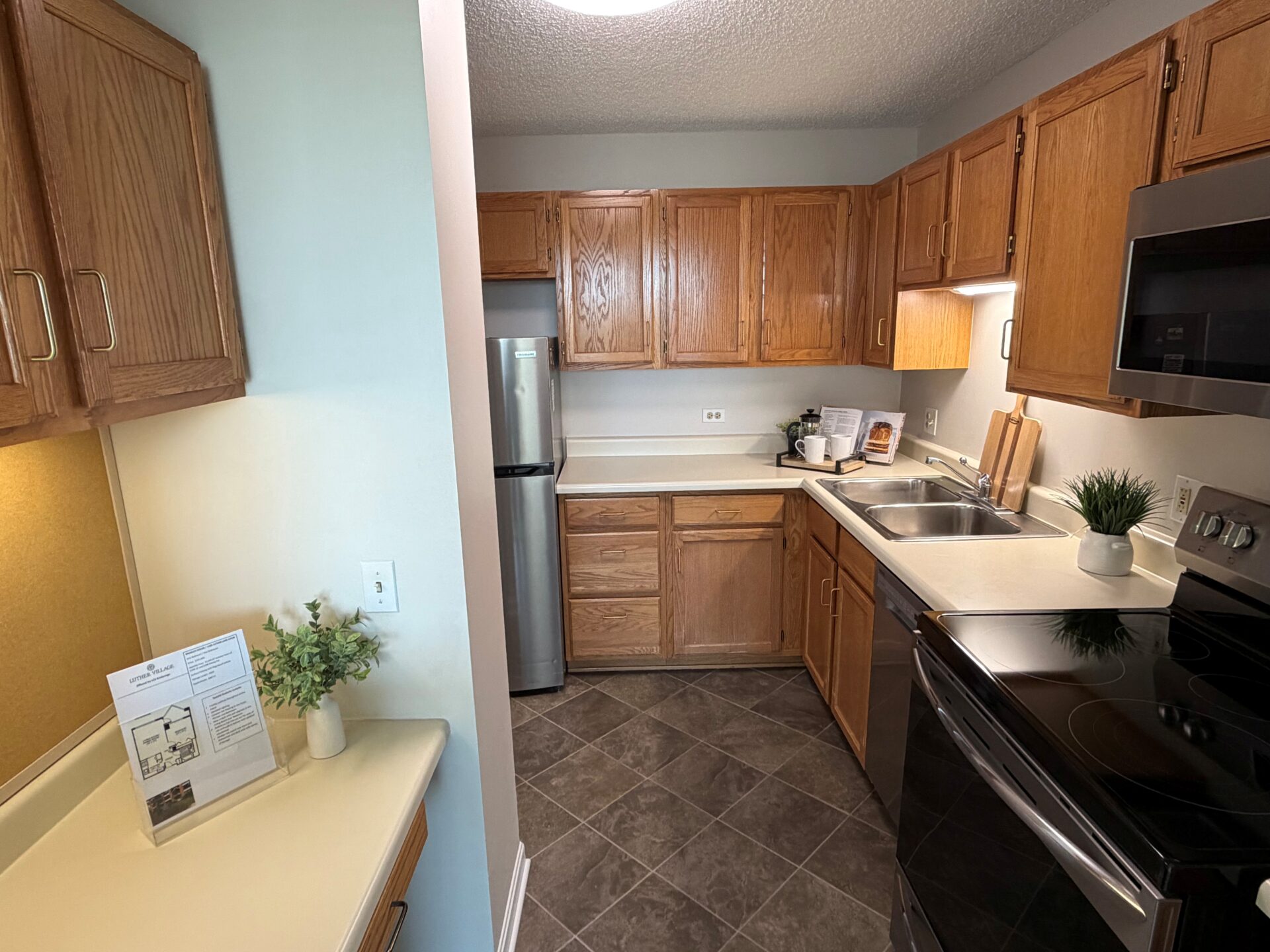 No Alt Tag Available