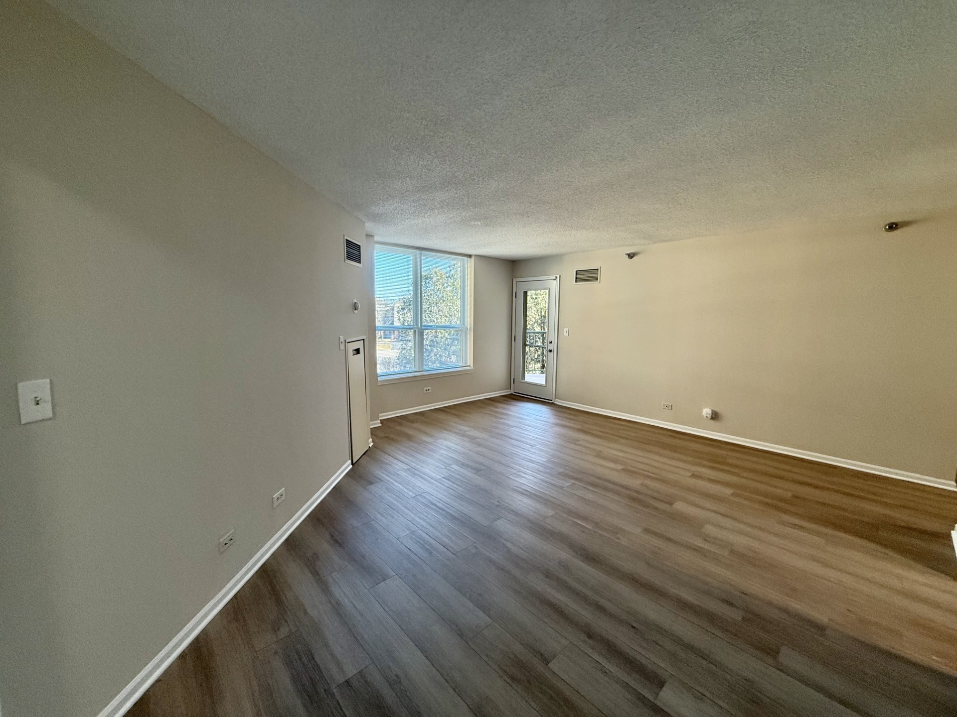 No Alt Tag Available