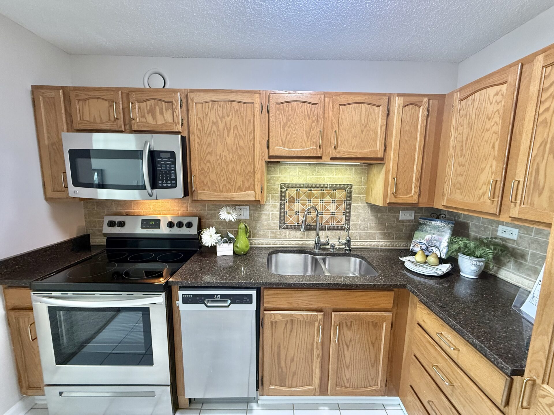 No Alt Tag Available