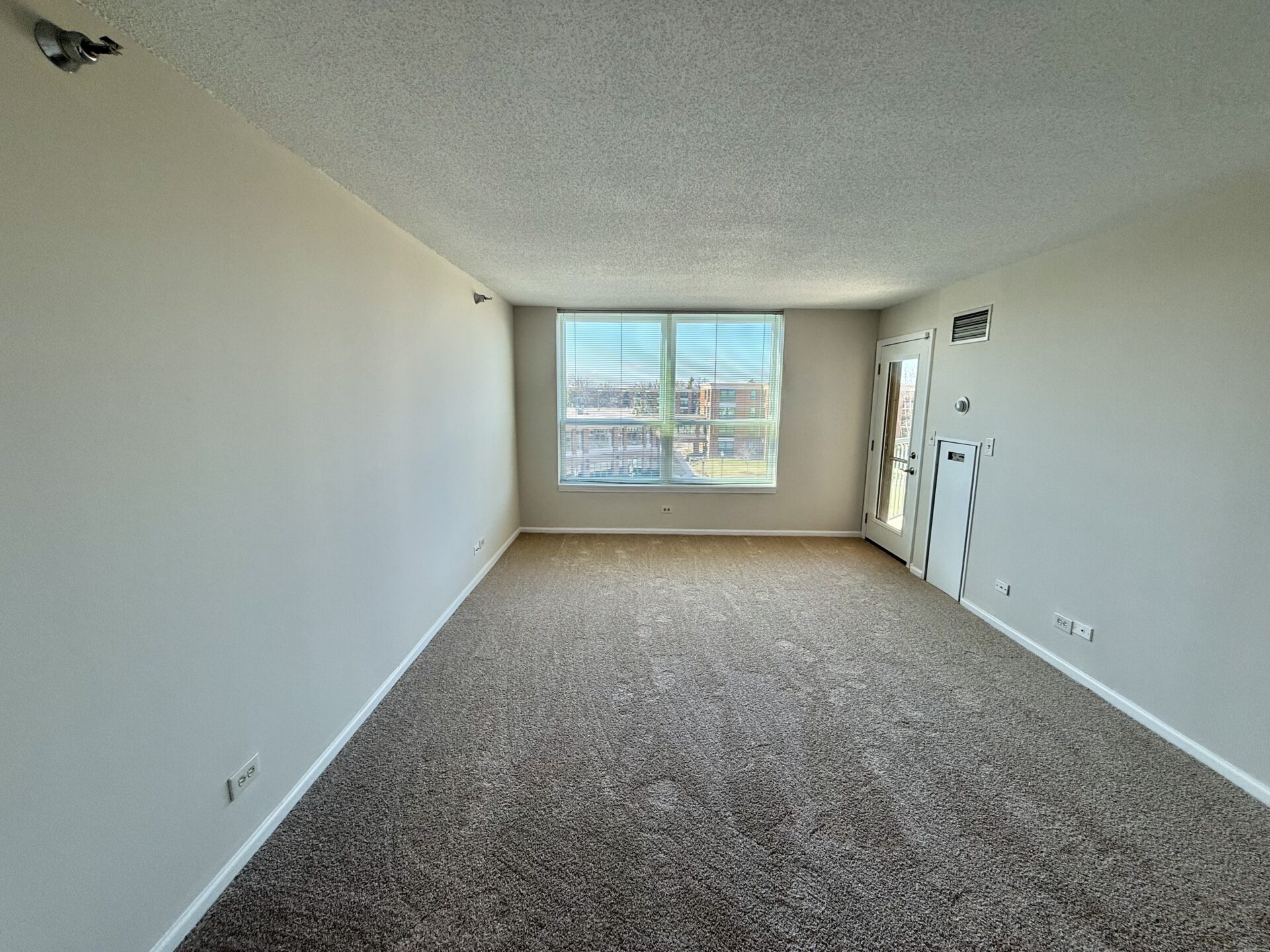 No Alt Tag Available