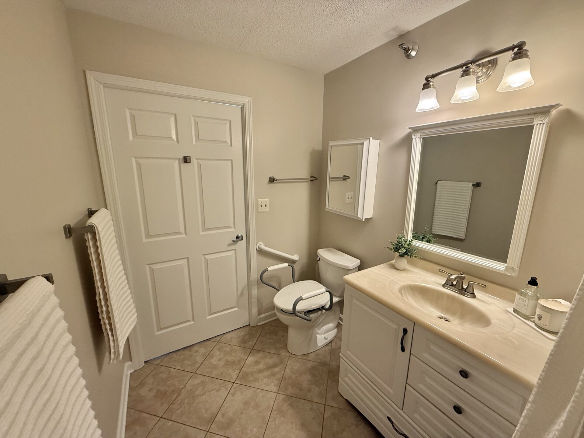 No Alt Tag Available