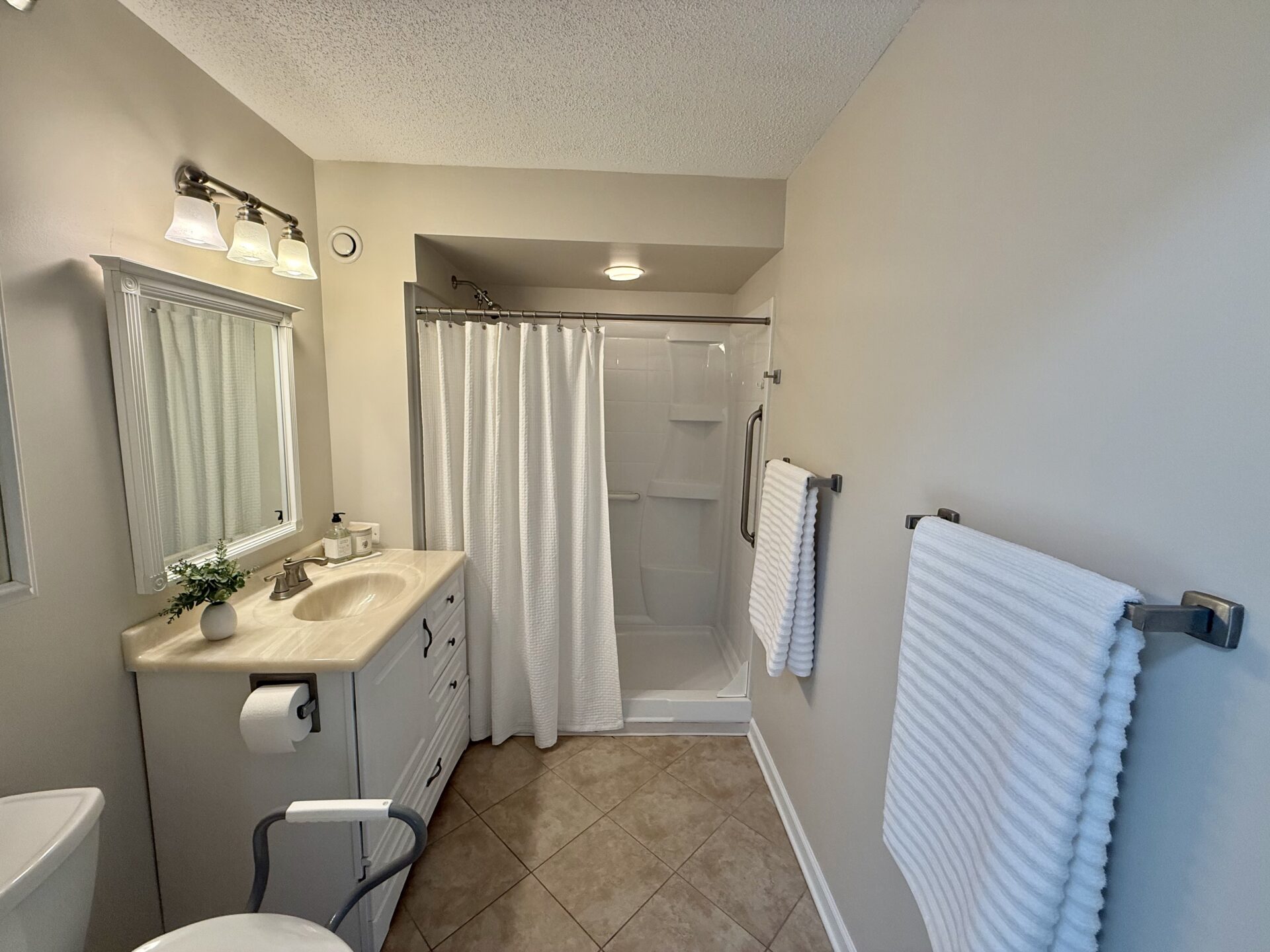 No Alt Tag Available