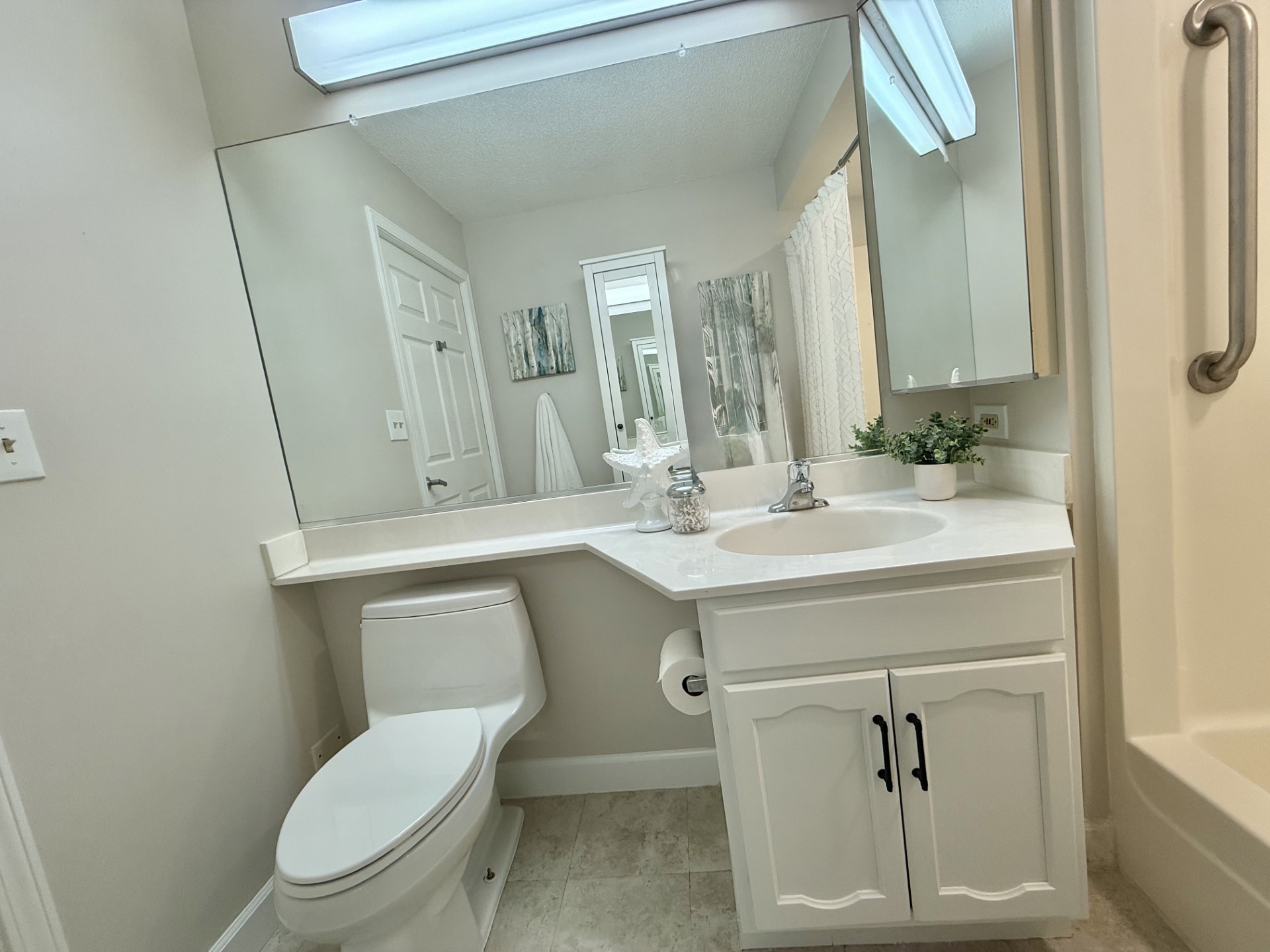 Bathroom vanity and toilet of 349A